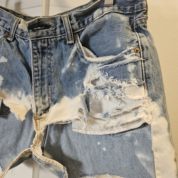 Custom Levi Strauss Shorts - Picture 2 of 6